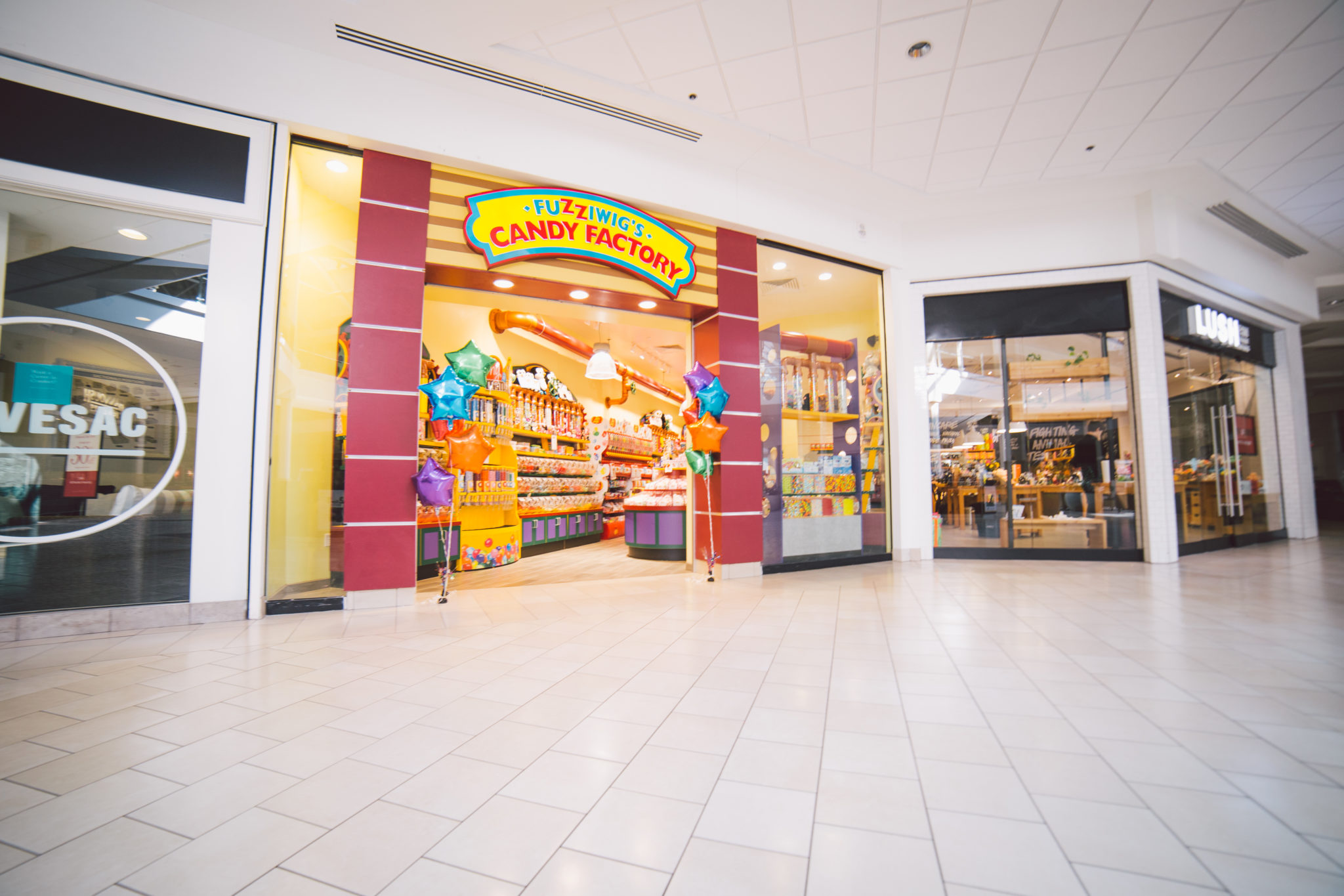 Fuzziwig's Candy Factory - Pheasant Lane Mall - Nashua, NH ...